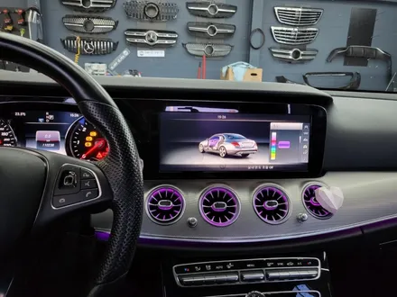 벤츠 E220d - 송풍구 엠비언트