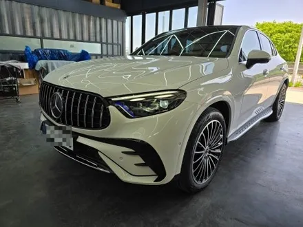 벤츠 glc300 - 빠질수없는 세로 그릴와 송풍구 엠비언트 시공으로 차량 외.내부 드레스업 !!!