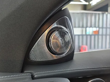 벤츠 GLC 300 - 3D부메스터 & 순정 64색 엠비언트  \