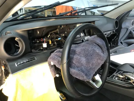 17년식 W213 E300 송풍구엠비언트 프론트, 리어까지 국산 하이클라스 LED 적용! 벤츠코딩 멀티컬러 활성화