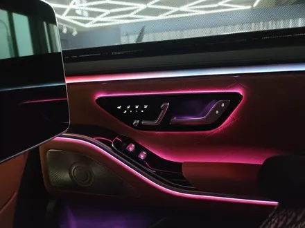 광주벤츠레트로핏 > 벤츠W223 S580-액티브엠비언트, 4D부메스터, 부메스터 엠비언트 \'모듈없이 코딩으로 기능 활성화\'