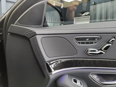 벤츠 후기형 S350d - 송풍구 엠비언트, 3D 부메스터, 미드레인지 커버