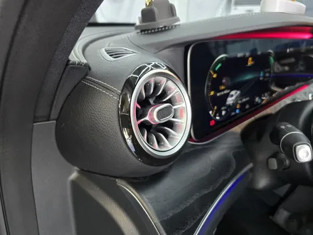벤츠 E220d - 송풍구 엠비언트 \