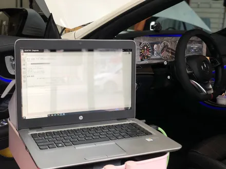 [ 벤츠 E220D 카브리올레 ] 전주 BENZ W238 와이드콕핏 디지털계기판 송풍구엠비언트 레트로핏 시공