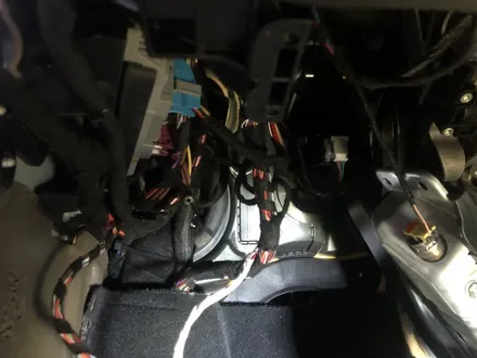 17년식 W213 E300 송풍구엠비언트 프론트, 리어까지 국산 하이클라스 LED 적용! 벤츠코딩 멀티컬러 활성화
