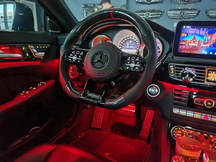 광주벤츠레트로핏 카오카오 > 벤츠 CLS63amg - AMG카본핸들, 카본핸들패쉬프트, 12색 엠비언트