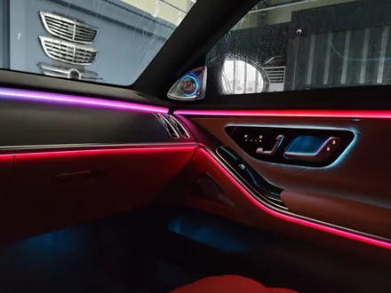 벤츠 S400d - 액티브 엠비언트 & 4D 부메스터 시공