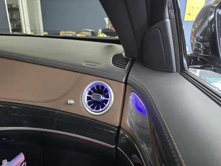 벤츠 S400D - 송풍구 엠비언트