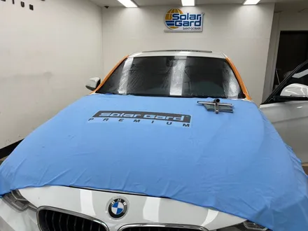 화성썬팅. BMW 3시리즈. 앞유리 자외선 차단 필름 시공. / 경기 화성