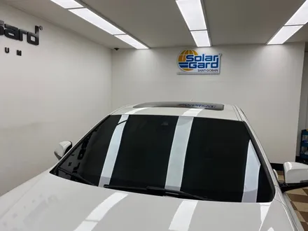화성썬팅. BMW 3시리즈. 앞유리 자외선 차단 필름 시공. / 경기 화성