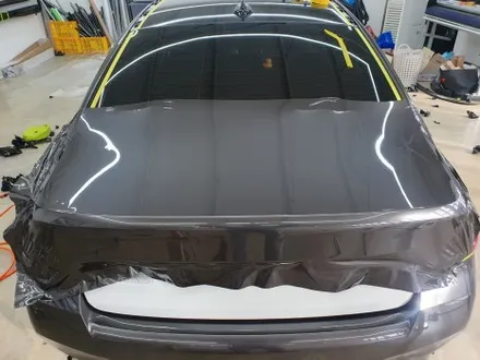 고광택 랩핑이 인기있는 이유! BMW G30 5시리즈 PET 고광택 시흥 랩핑 리퀴드 메탈릭 건 그레이 / 시흥, 안산, 군포, 안양