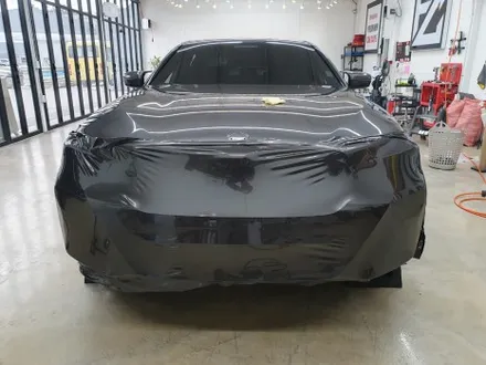 고광택 랩핑이 인기있는 이유! BMW G30 5시리즈 PET 고광택 시흥 랩핑 리퀴드 메탈릭 건 그레이 / 시흥, 안산, 군포, 안양