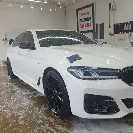 BMW G30 5시리즈 사틴블랙 전체랩핑/유광블랙 루프스킨 / 시흥, 안산, 군포, 안양