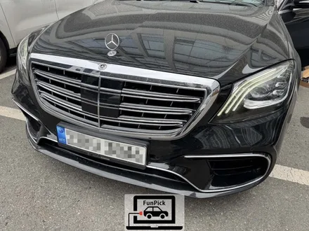 벤츠 14년식 W222 S클래스 S63AMG 송풍구 엠비언트 설치 작업