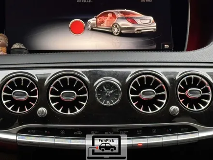 벤츠 14년식 W222 S클래스 S63AMG 송풍구 엠비언트 설치 작업