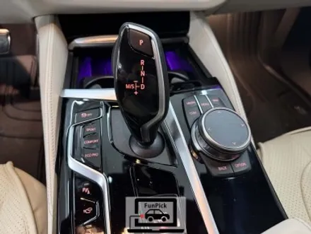 BMW튜닝 2023년식 G32 6시리즈 6GT 크리스탈 기어봉 3종 설치대행