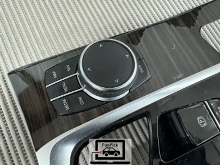 BMW튜닝 2023년식 G30 5시리즈 530i 크리스탈 기어봉 3종