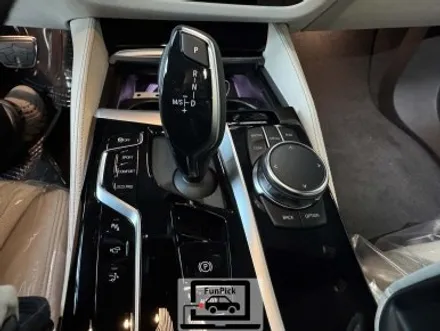BMW튜닝 2024년식 G32 6시리즈 6GT 크리스탈 기어봉 3종 및 옵틱글래스 광각미러 설치