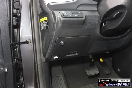 기아 소형 SUV 스토닉(STONIC) 전방추돌 전방주차 안전장치 전방경보기 가자카에서 동호회 회원님들께 설치해 드리고 있습니다. / 양천구 신월동