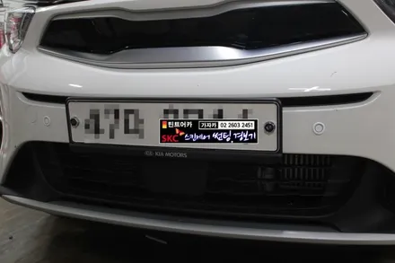 [기아 스토닉] 신차 출고후 차량 안전운행 주차를 위한 보조장치 4채널 매립형 전방경보기 설치 추천합니다. / 양천구 신월동