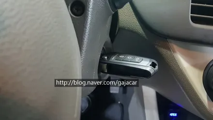올뉴모닝 JA 차량 리모컨이 없이 출시된 자동차에 자동차리모컨과 자동차키가 일체형으로 되어 있는 경보기인 잭나이프형 폴딩키 경보기 설치 해 드립니다. / 양천구 신월동