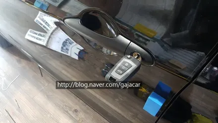 올뉴모닝 JA 차량 리모컨이 없이 출시된 자동차에 자동차리모컨과 자동차키가 일체형으로 되어 있는 경보기인 잭나이프형 폴딩키 경보기 설치 해 드립니다. / 양천구 신월동