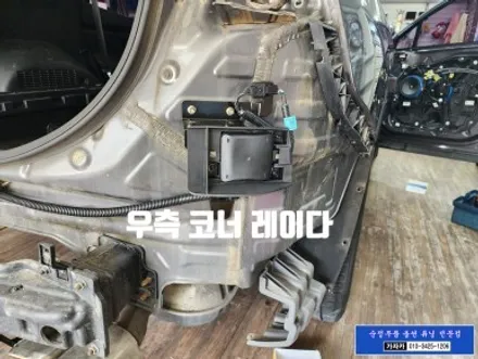 [순정품 장착] 싼타페TM 후측방 사각지대 경고장치 설치하는 서울 가자카 BCW BSD BSA 안전하차경고 까지 한번에 해결 010-3425-1206 / 서울 양천, 강서, 목동