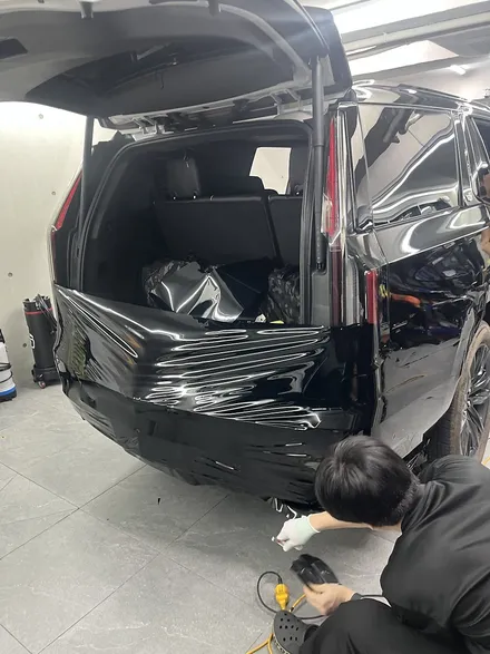압도적인 존재감! 캐딜락 에스컬레이드 랩핑, 데이토나랩의 고광택 블랙 드레스업 / 송파구 가락동