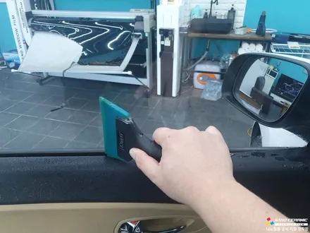 오창차량썬팅 카니발 나노필름 NF4
