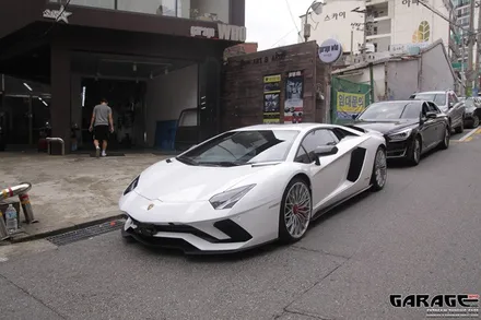 [랩핑-게라지후] 람보르기니 아벤타도르 S 화이트 전체 랩핑 / 금천구 시흥1동
