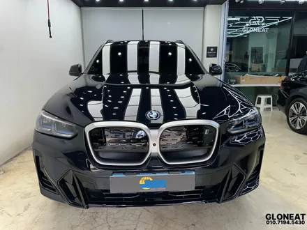BMW IX3 블랙키드니그릴 교체시공기 / 인천 서구 청라동