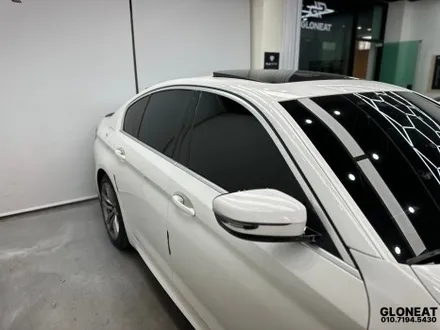 인천 BMW 5시리즈 루프스킨 / 크롬죽이기 / 사이드데칼 시공으로 달라진 모습 / 인천 서구