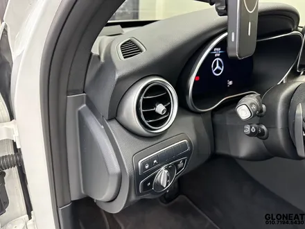 벤츠C클래스(W205)AMG - 송풍구엠비언트 교체로 더욱 멋스럽게 / 인천 서구