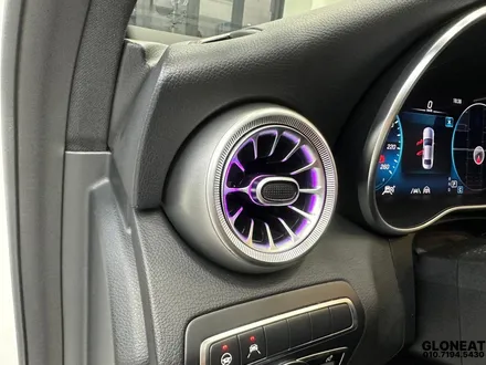 벤츠C클래스(W205)AMG - 송풍구엠비언트 교체로 더욱 멋스럽게 / 인천 서구