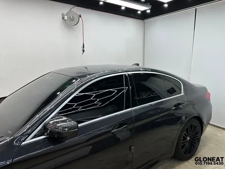 BMW 5시리즈 윈도우몰딩 크롬죽이기 시공 / 인천 서구 청라동