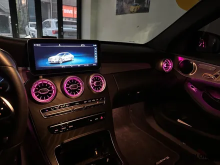 벤츠C클래스(W205)AMG - 송풍구엠비언트 교체로 더욱 멋스럽게 / 인천 서구