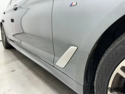 청라 BMW5시리즈 고광택블랙랩핑 크롬죽이기시공 / 인천 서구 청라동