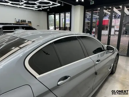 청라 BMW5시리즈 고광택블랙랩핑 크롬죽이기시공 / 인천 서구 청라동