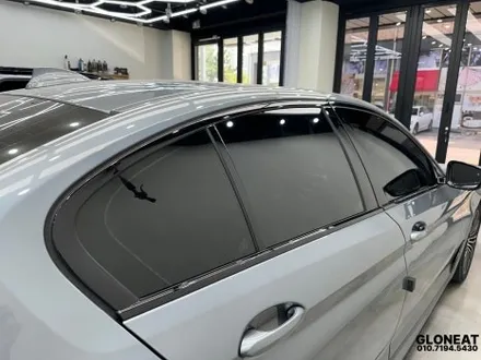 청라 BMW5시리즈 고광택블랙랩핑 크롬죽이기시공 / 인천 서구 청라동