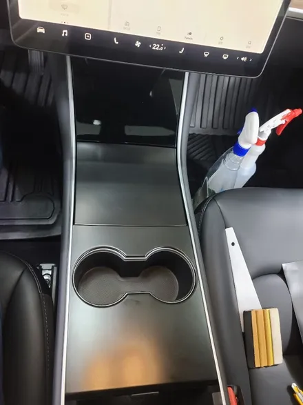 테슬라 모델3 센터콘솔 랩핑 / 고양시 일산서구 가좌동
