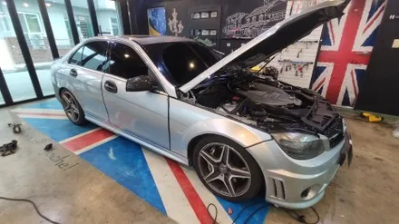 경주랩핑스타)벤츠 c63amg 랩핑제거 / 경주시 성동동