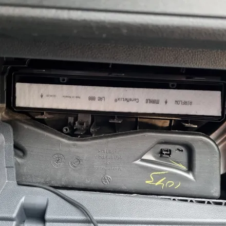 톨장군네 폭스바겐 티구안 올스페이스 무빙턴시그널 도어램프 에어컨필터 도어스커프 머드가드 장착 / 성남, 판교, 용인