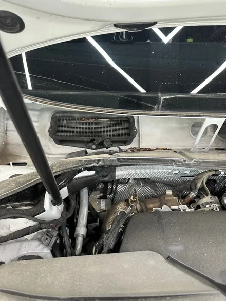 폭스바겐 티구안 식빵등 트렁크led 외기필터 설치 / 성남시 분당구 석운동