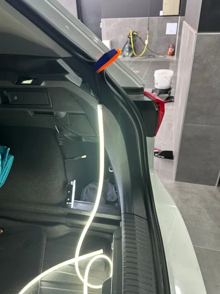 폭스바겐 티구안 식빵등 트렁크led 외기필터 설치 / 성남시 분당구 석운동