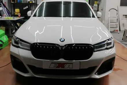 BMW 5시리즈 크롬딜리트 어떻게? 랩핑과 파츠교체로 / 대구 달성군 화원읍