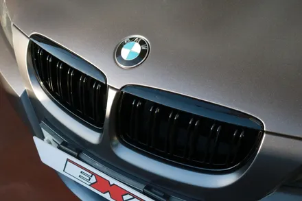 320i BMW 랩핑 에어버리 슈프림 사틴다크그레이메탈릭 / 대구 달성군 화원읍