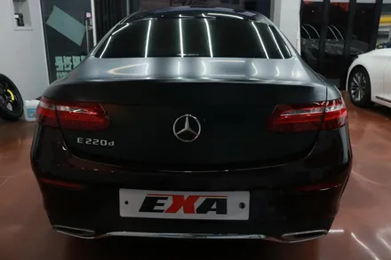 벤츠 E220d 쿠페 랩핑제거 및 블랙메탈릭 전체랩핑 재시공 후기 대구랩핑 / 대구 달성군 화원읍