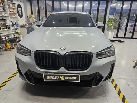 BMW x4 스포일러 윙 랩핑 시공 _사틴블랙(무광블랙) 일산,고양,파주랩핑샵 / 고양 일산 덕양구