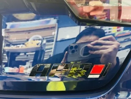 아우디 A4, 군더더기 없이 깔끔하게! 순정 레터링 제거 작업 🚗✨ / 고양 일산 덕양구