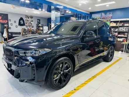 [일산/파주] BMW X5, 크롬 죽이기의 정석! 휠 & 머플러팁 랩핑으로 올 블랙 포스 완성 / 고양 일산 덕양구